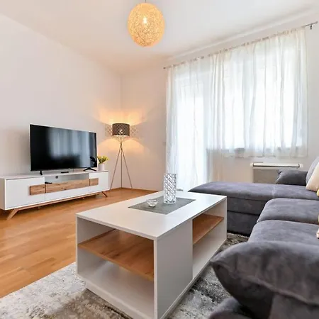 Apartman N&m *