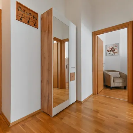 Apartman N&m *